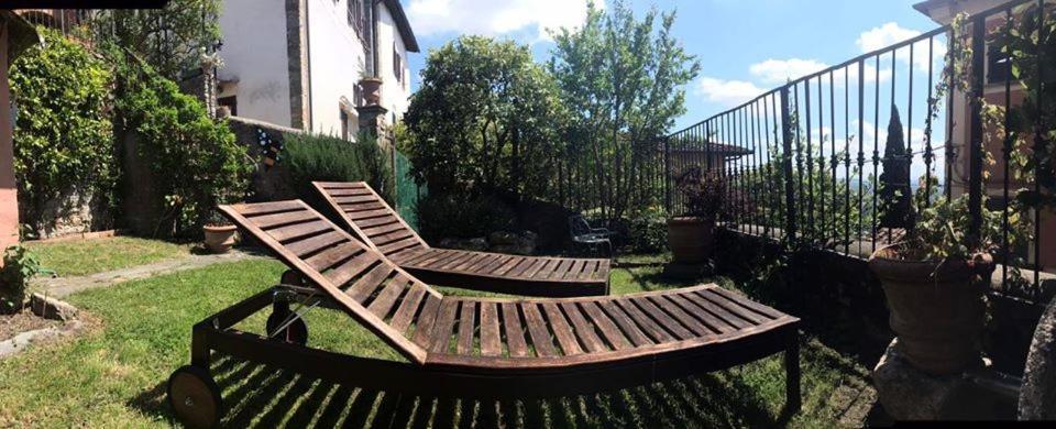 Residenza Buggiano Antica B&B - Charme Apartment In Tuscany Борго а Буджано Екстериор снимка
