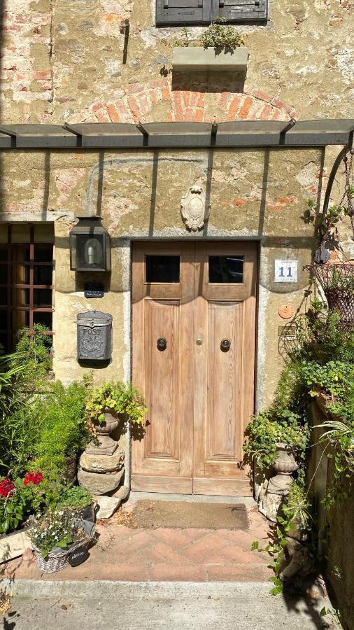 Residenza Buggiano Antica B&B - Charme Apartment In Tuscany Борго а Буджано Екстериор снимка