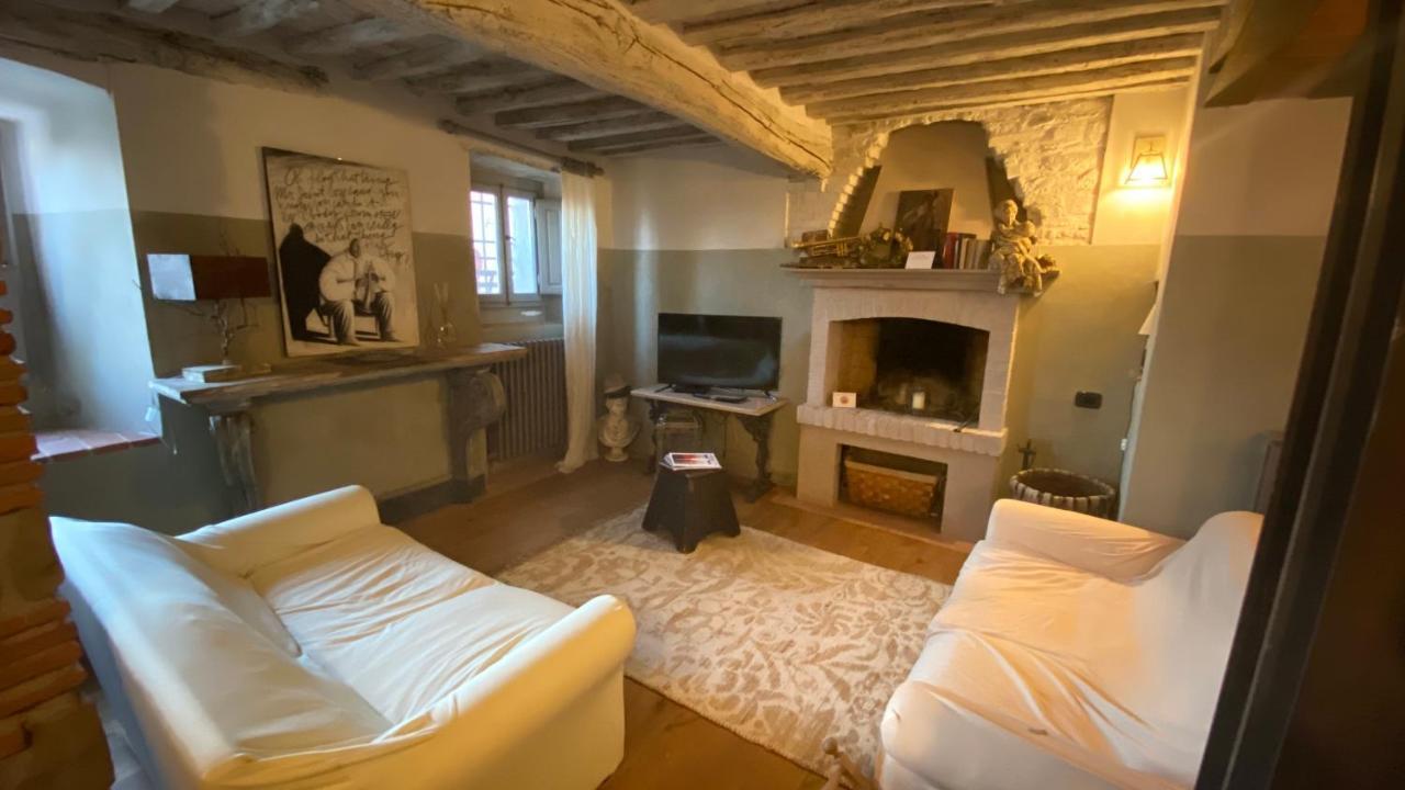 Residenza Buggiano Antica B&B - Charme Apartment In Tuscany Борго а Буджано Екстериор снимка