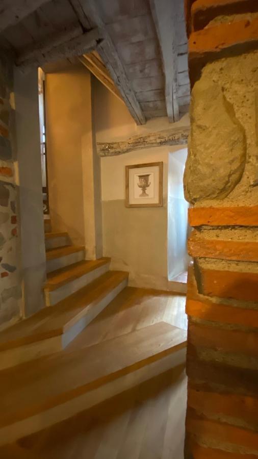 Residenza Buggiano Antica B&B - Charme Apartment In Tuscany Борго а Буджано Екстериор снимка