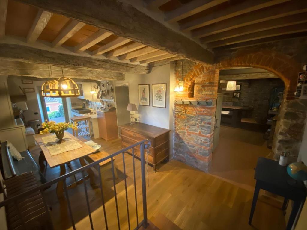 Residenza Buggiano Antica B&B - Charme Apartment In Tuscany Борго а Буджано Екстериор снимка