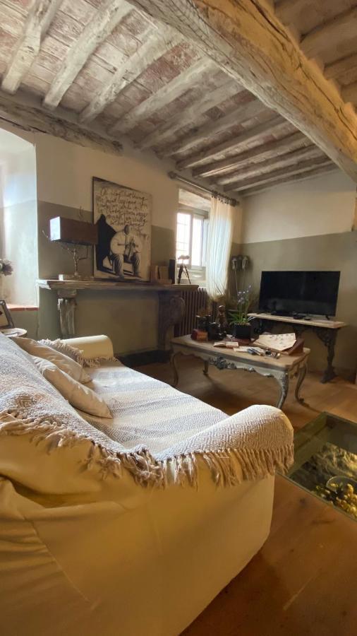 Residenza Buggiano Antica B&B - Charme Apartment In Tuscany Борго а Буджано Екстериор снимка
