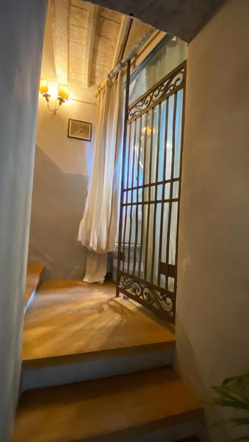 Residenza Buggiano Antica B&B - Charme Apartment In Tuscany Борго а Буджано Екстериор снимка