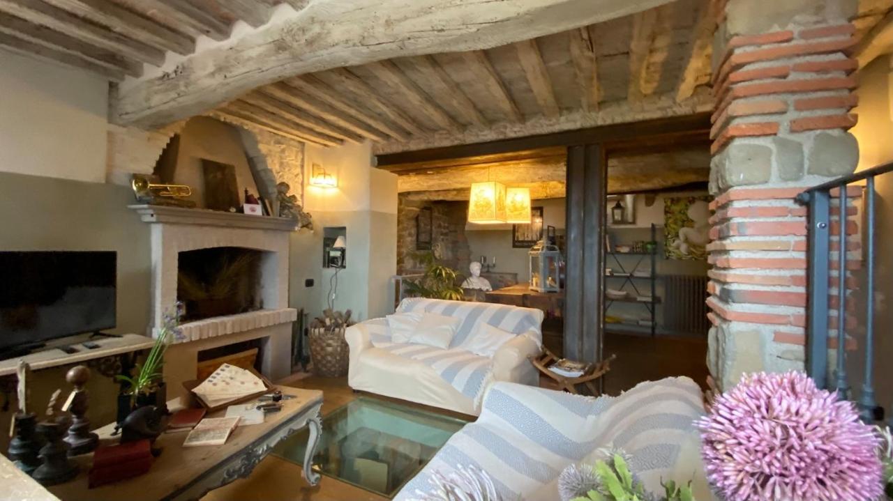 Residenza Buggiano Antica B&B - Charme Apartment In Tuscany Борго а Буджано Екстериор снимка